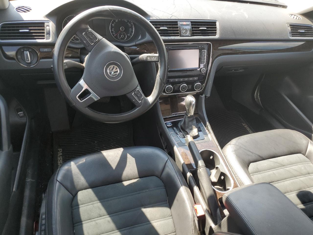 1VWCN7A37EC063504 2014 Volkswagen Passat Sel