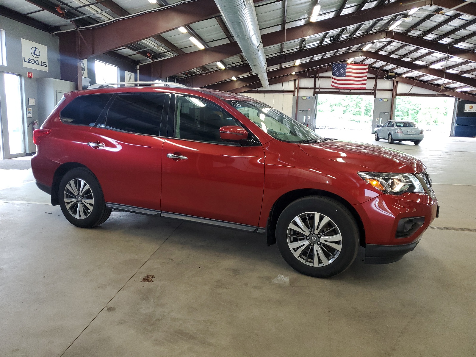 2017 Nissan Pathfinder S vin: 5N1DR2MM2HC631936