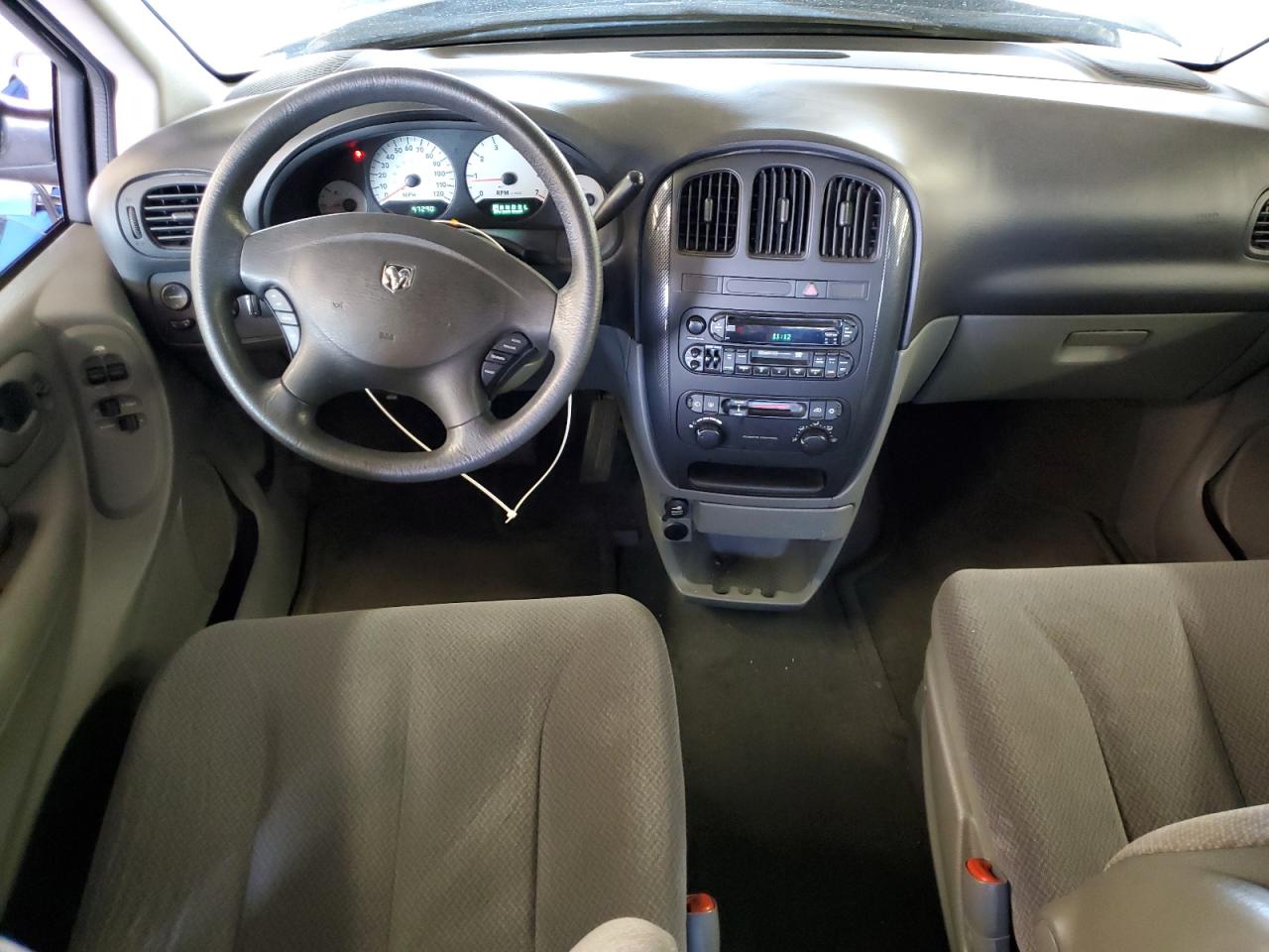 2005 Dodge Caravan Sxt VIN: 1D4GP45R25B238410 Lot: 59869134