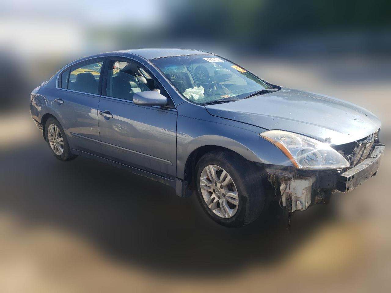 2012 Nissan Altima - Image 4