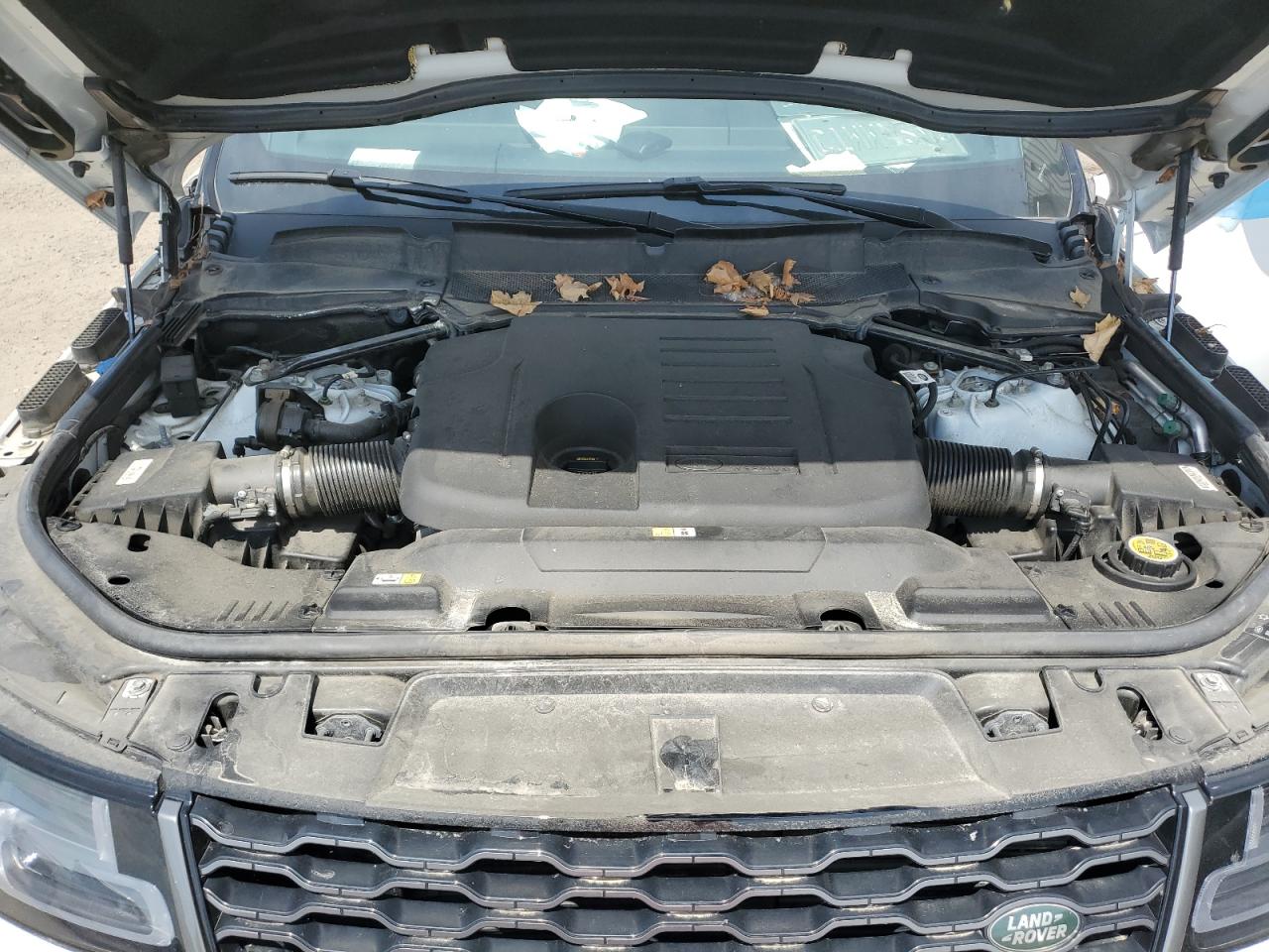 2022 Land Rover Range Rover - Image 12