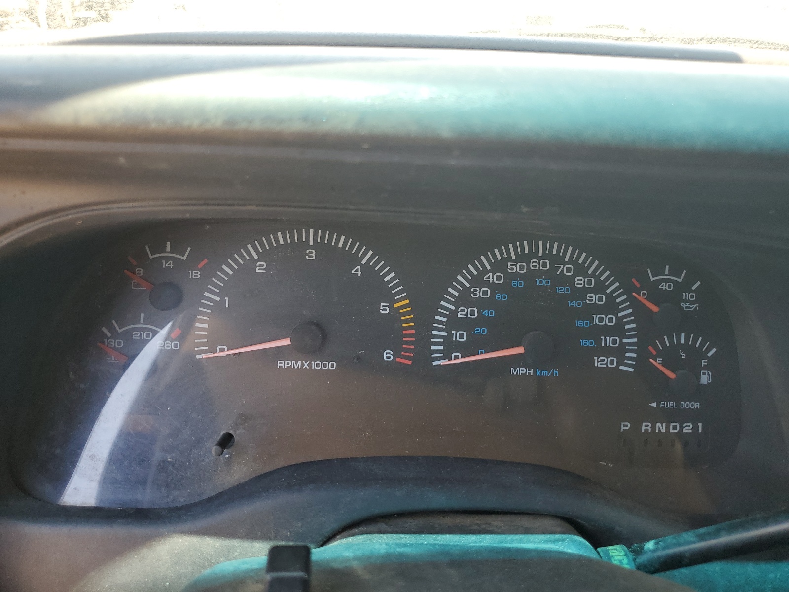 1B7GL22X7YS665263 2000 Dodge Dakota