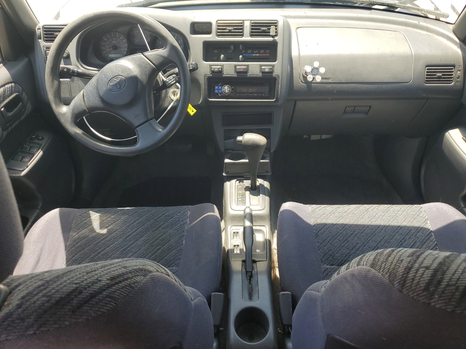 JT3GP10V2W7041231 1998 Toyota Rav4