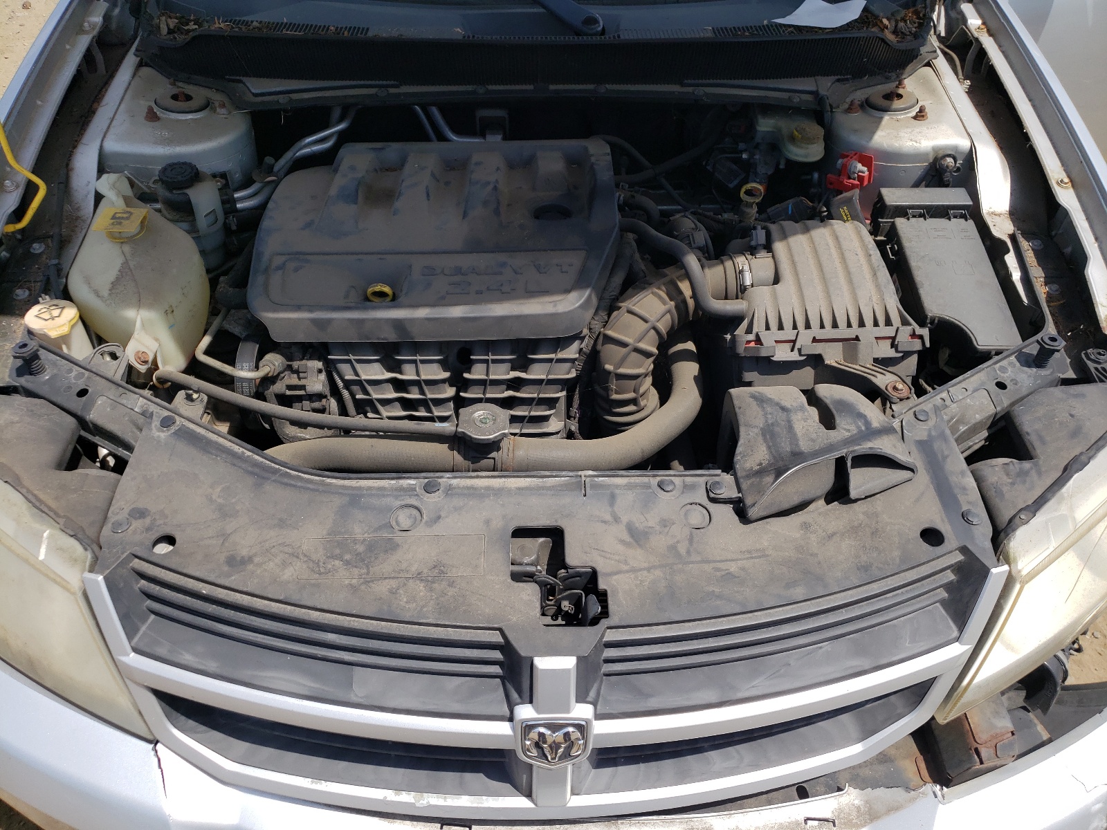 1B3LC46JX8N286046 2008 Dodge Avenger Se