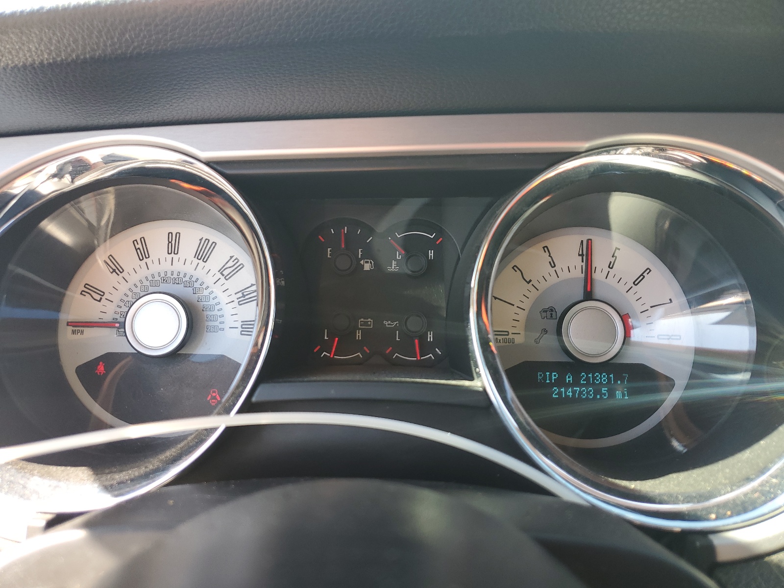 1ZVBP8AM2B5120793 2011 Ford Mustang