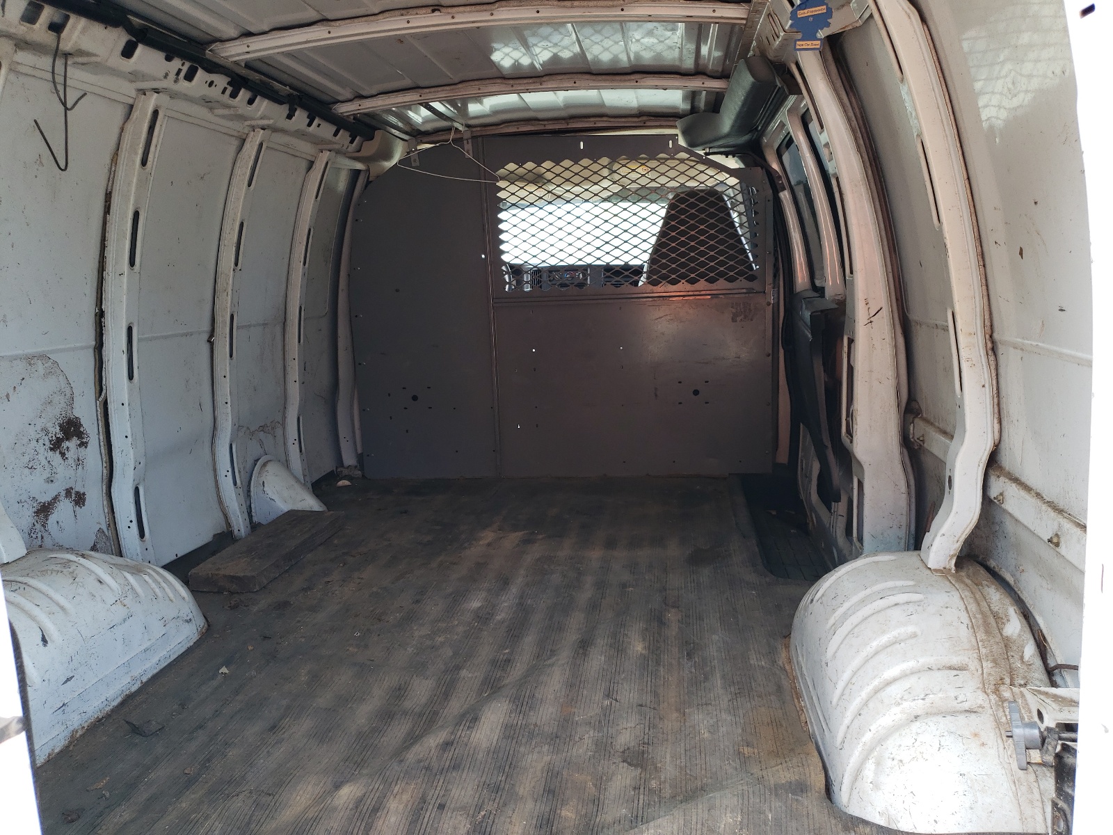 1GCFG15X241173374 2004 Chevrolet Express G1500