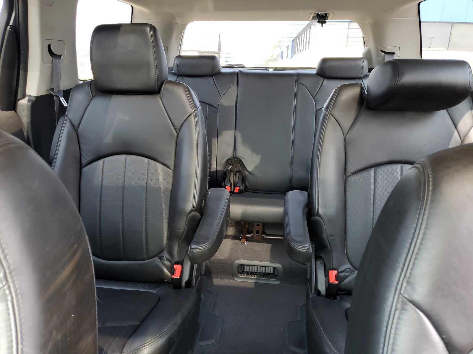 1GKKVTED5BJ318530 2011 GMC Acadia Denali