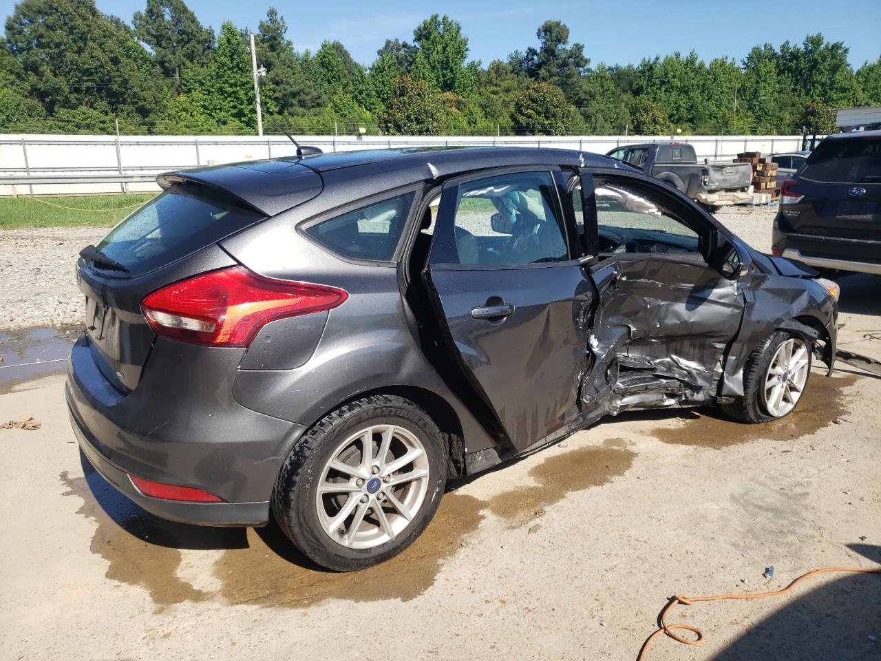 1FADP3K22HL216784 2017 Ford Focus Se