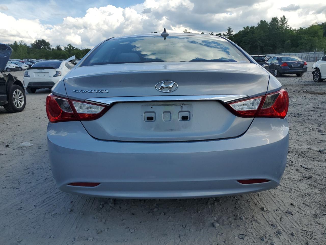 2012 Hyundai Sonata - Image 6