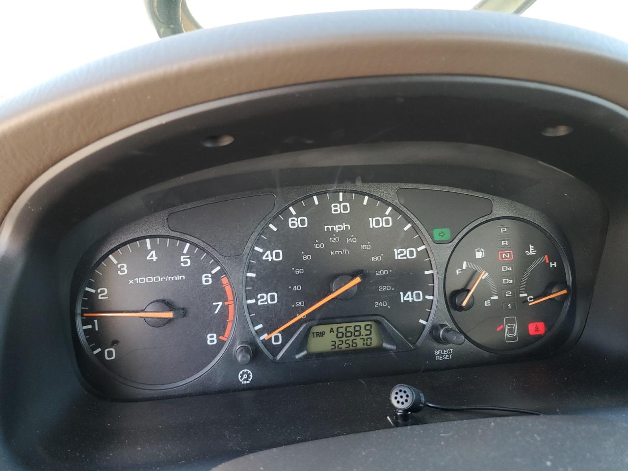 2001 Honda Accord Lx VIN: 1HGCG66551A047052 Lot: 57889604