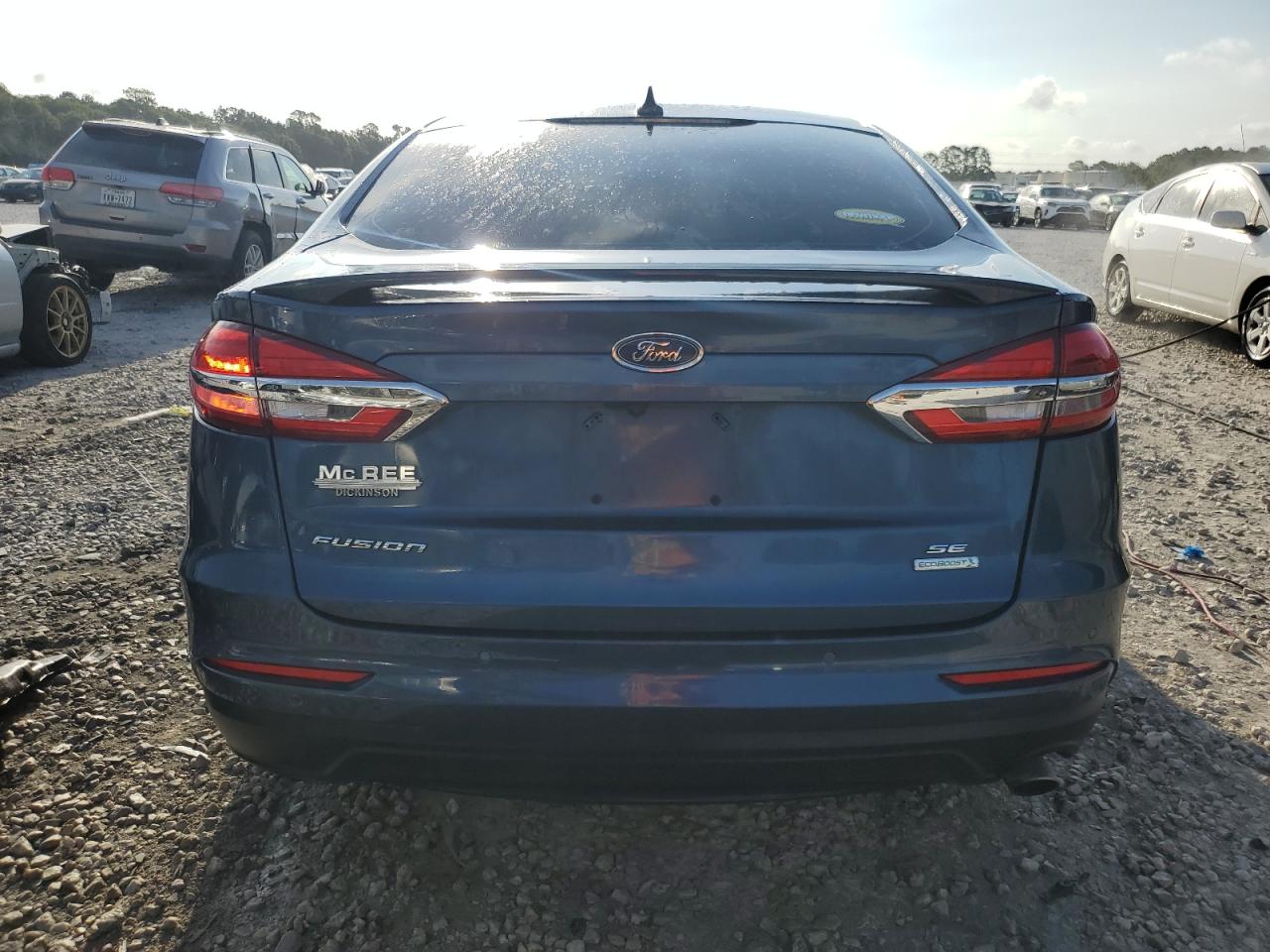 3FA6P0HD7KR250275 2019 Ford Fusion Se