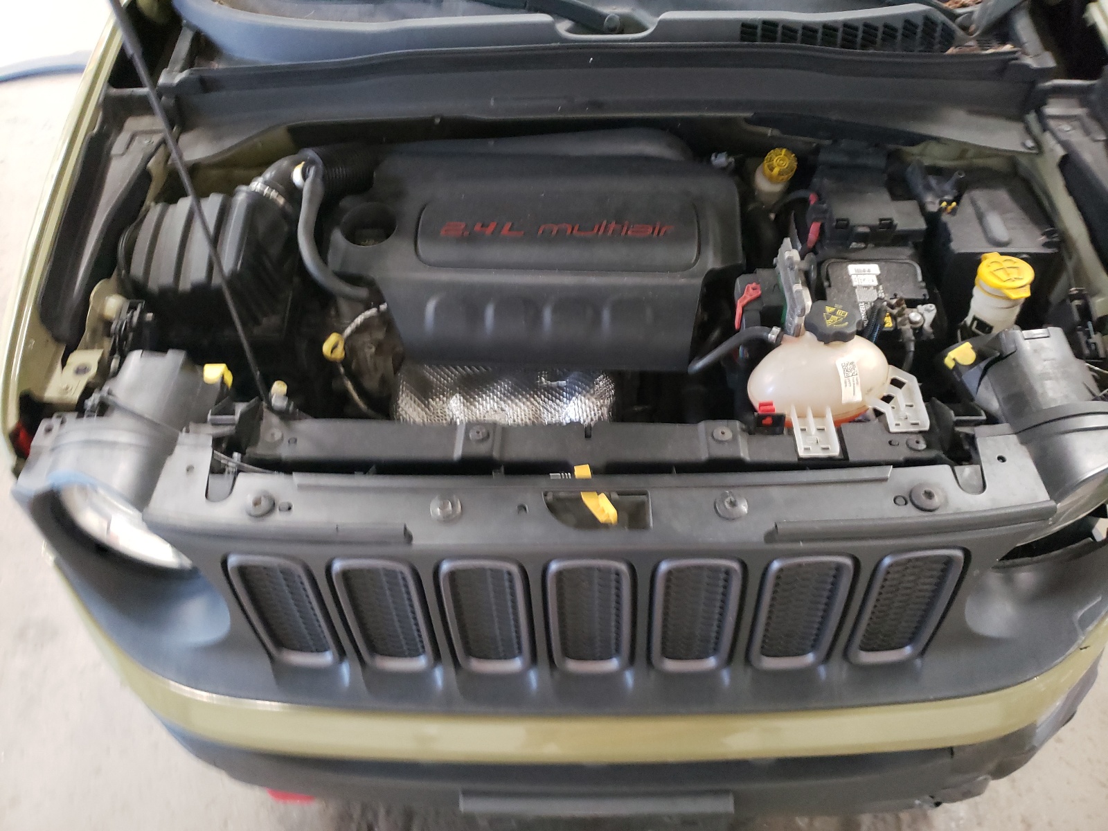 ZACCJBCT2FPB87692 2015 Jeep Renegade Trailhawk