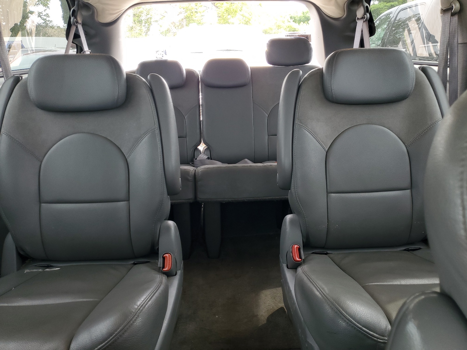 2A8GP64L26R907230 2006 Chrysler Town & Country Limited