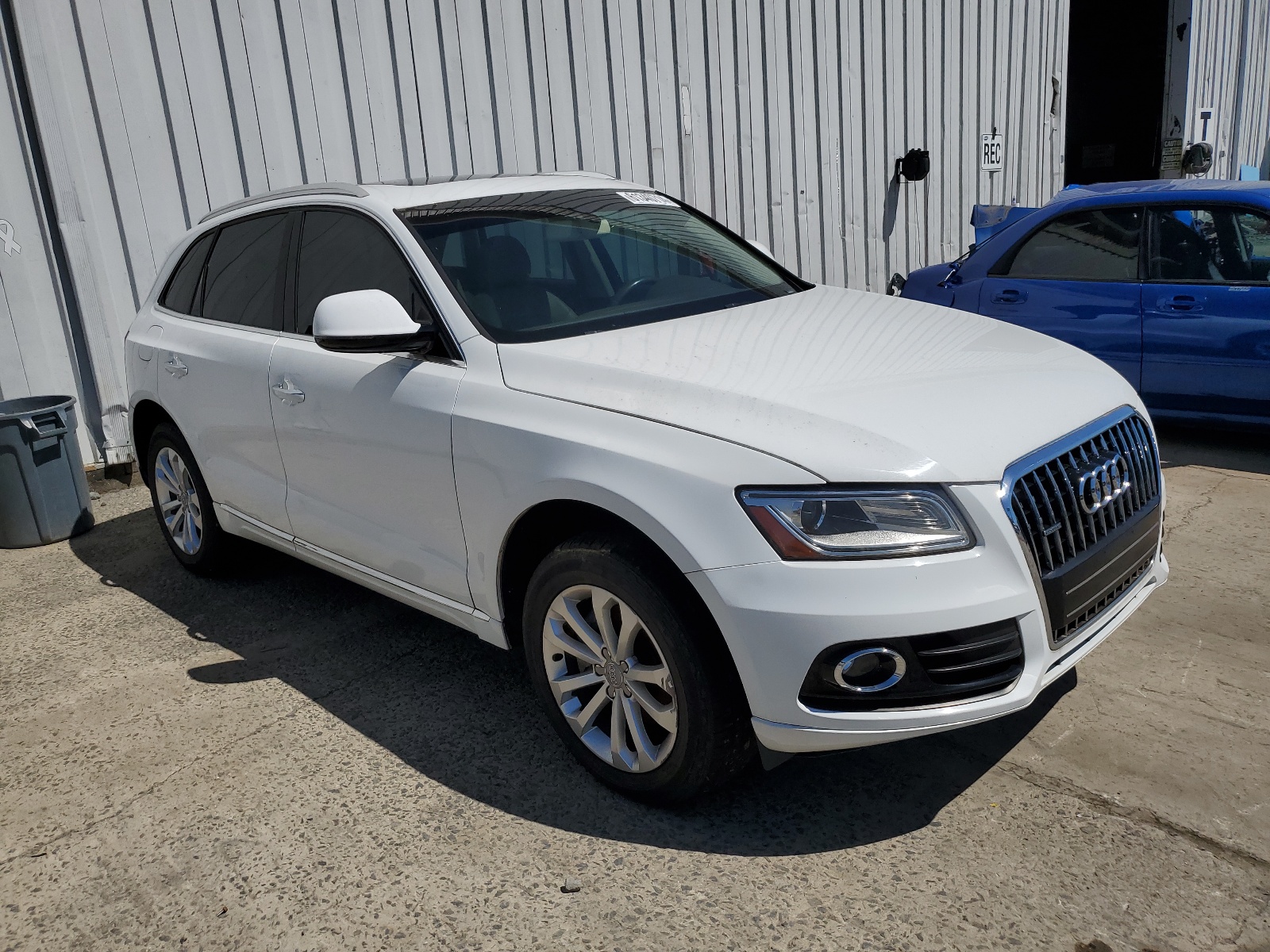 2016 Audi Q5 Premium vin: WA1C2AFP1GA031371