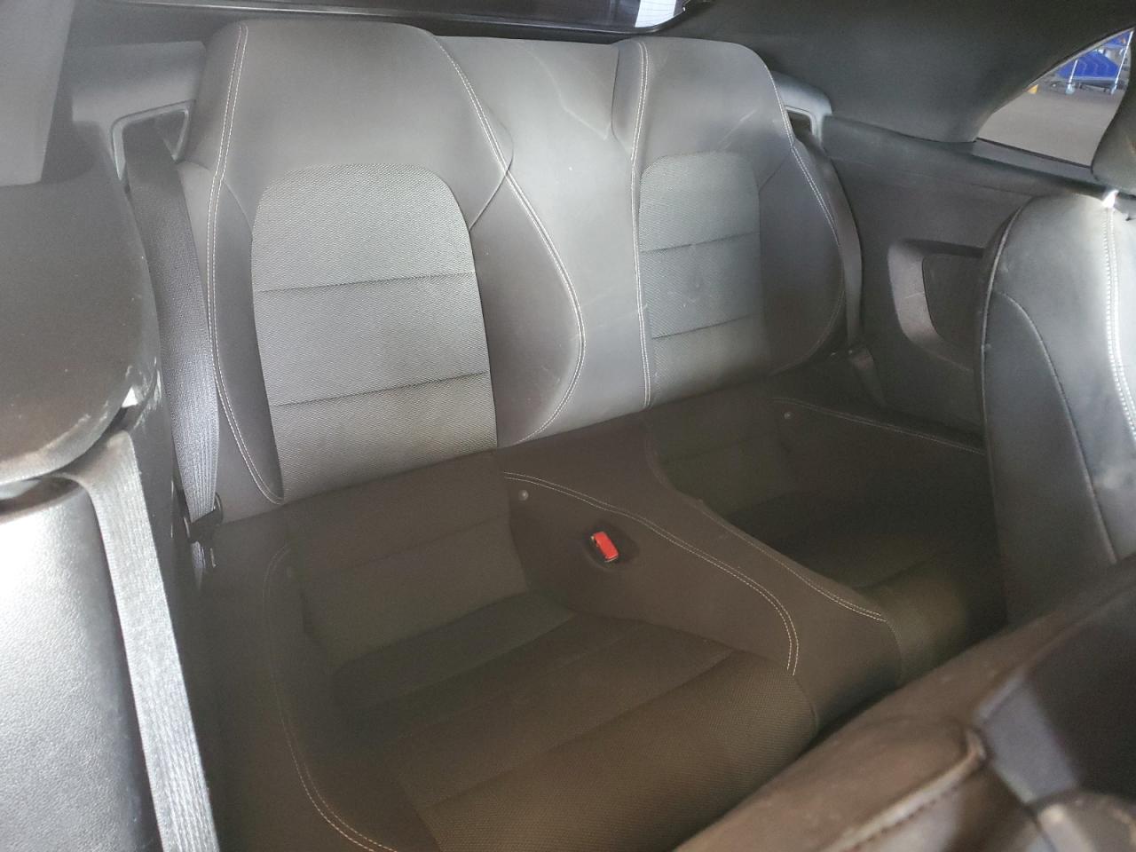 2015 Ford Mustang VIN: 1FATP8EM2F5371987 Lot: 60970154