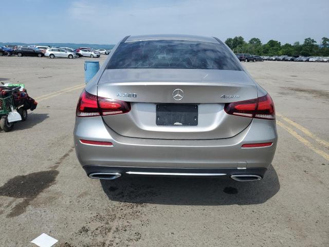 2019 MERCEDES-BENZ A 220 4MAT WDD3G4FB2KW001102  58641094