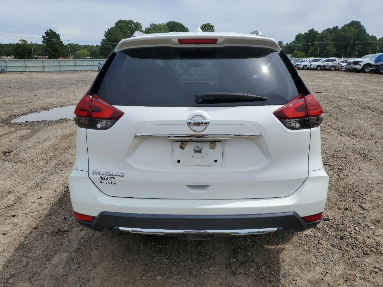 2017 Nissan Rogue S VIN: 5N1AT2MT5HC835917 Lot: 60866814