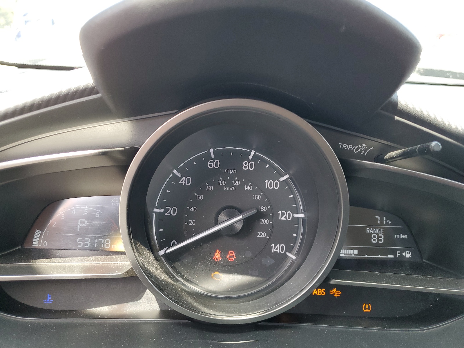 JM1DKDB78J0300240 2018 Mazda Cx-3 Sport