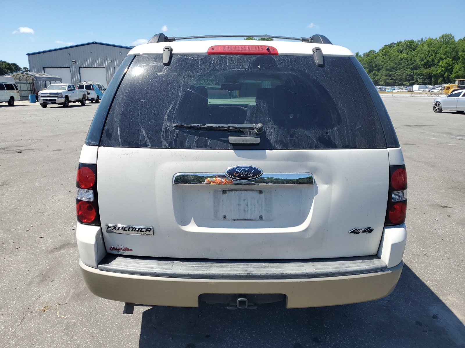 1FMEU74E88UA49634 2008 Ford Explorer Eddie Bauer