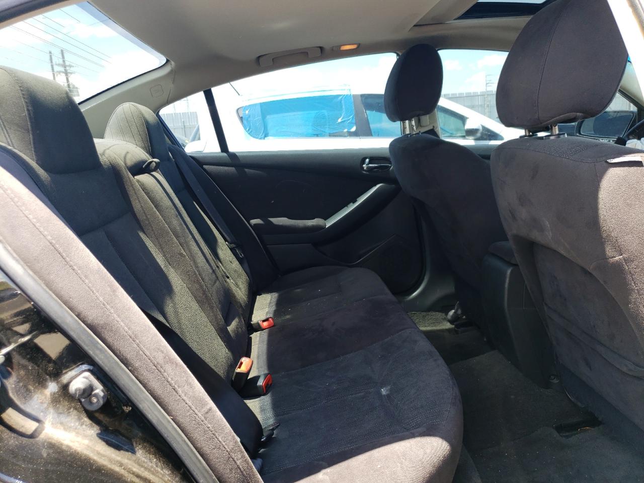 2012 Nissan Altima - Image 10
