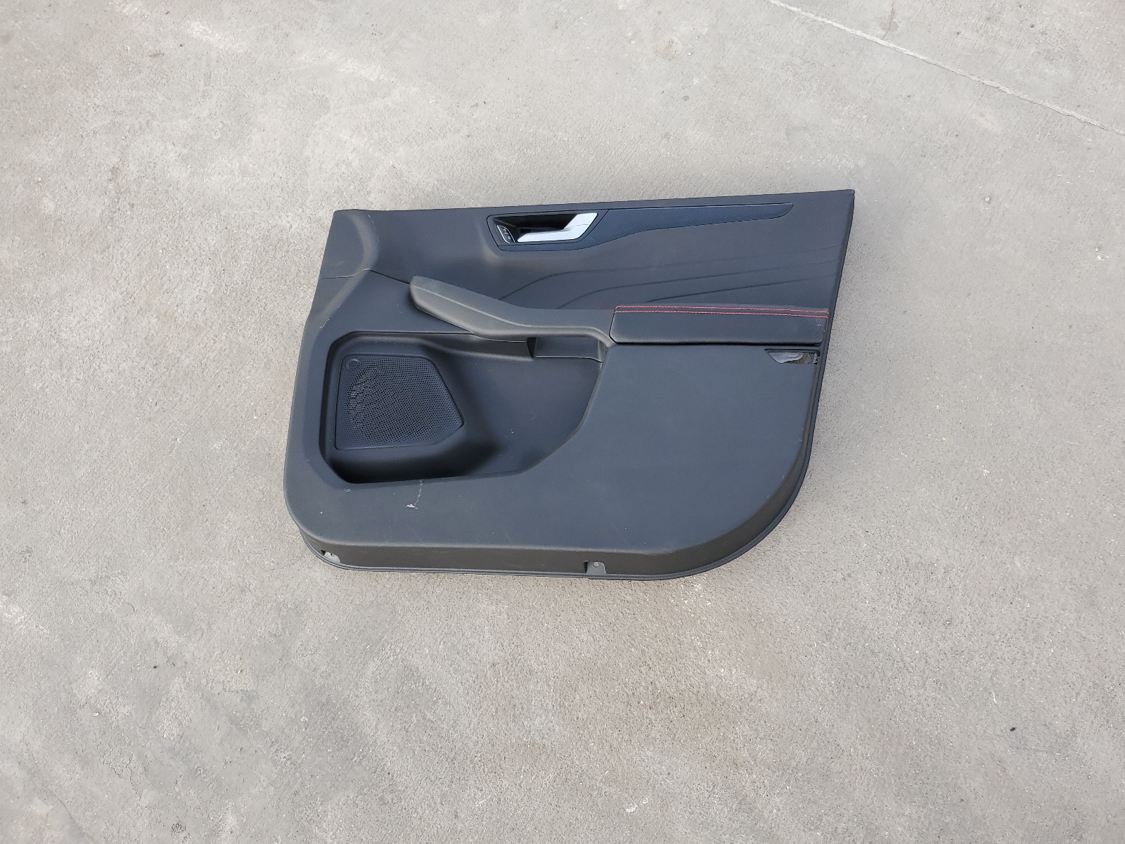 1FMCU0MN9PUB31028 2023 Ford Escape St Line