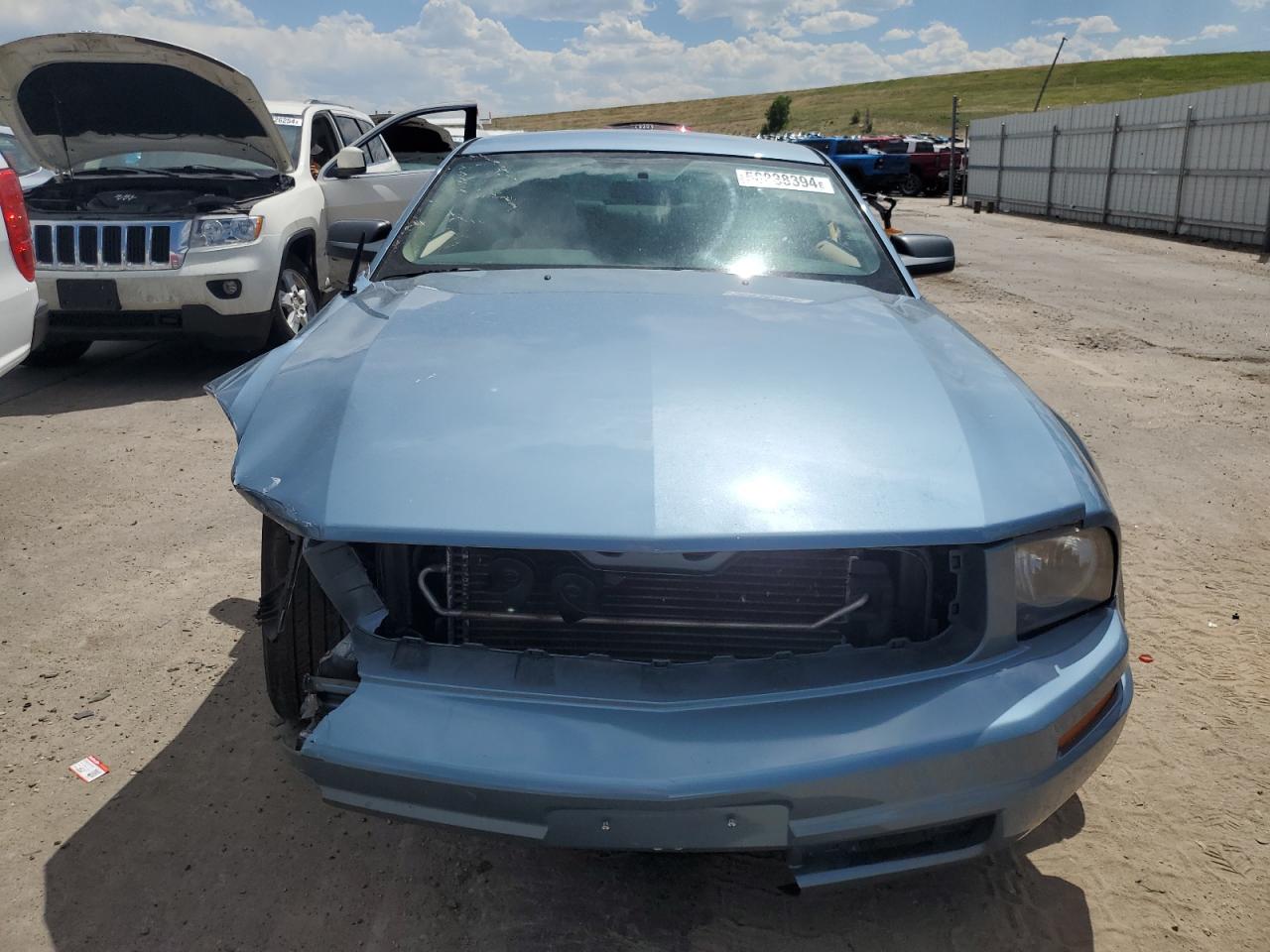 2007 Ford Mustang - Image 5