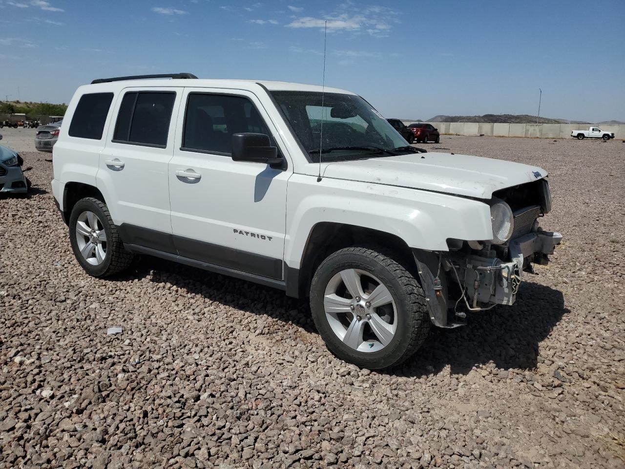 2017 Jeep Liberty (Patriot) - Image 4