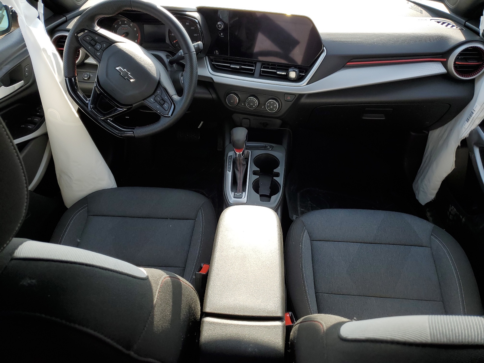 KL77LGE25RC109166 2024 Chevrolet Trax 1Rs