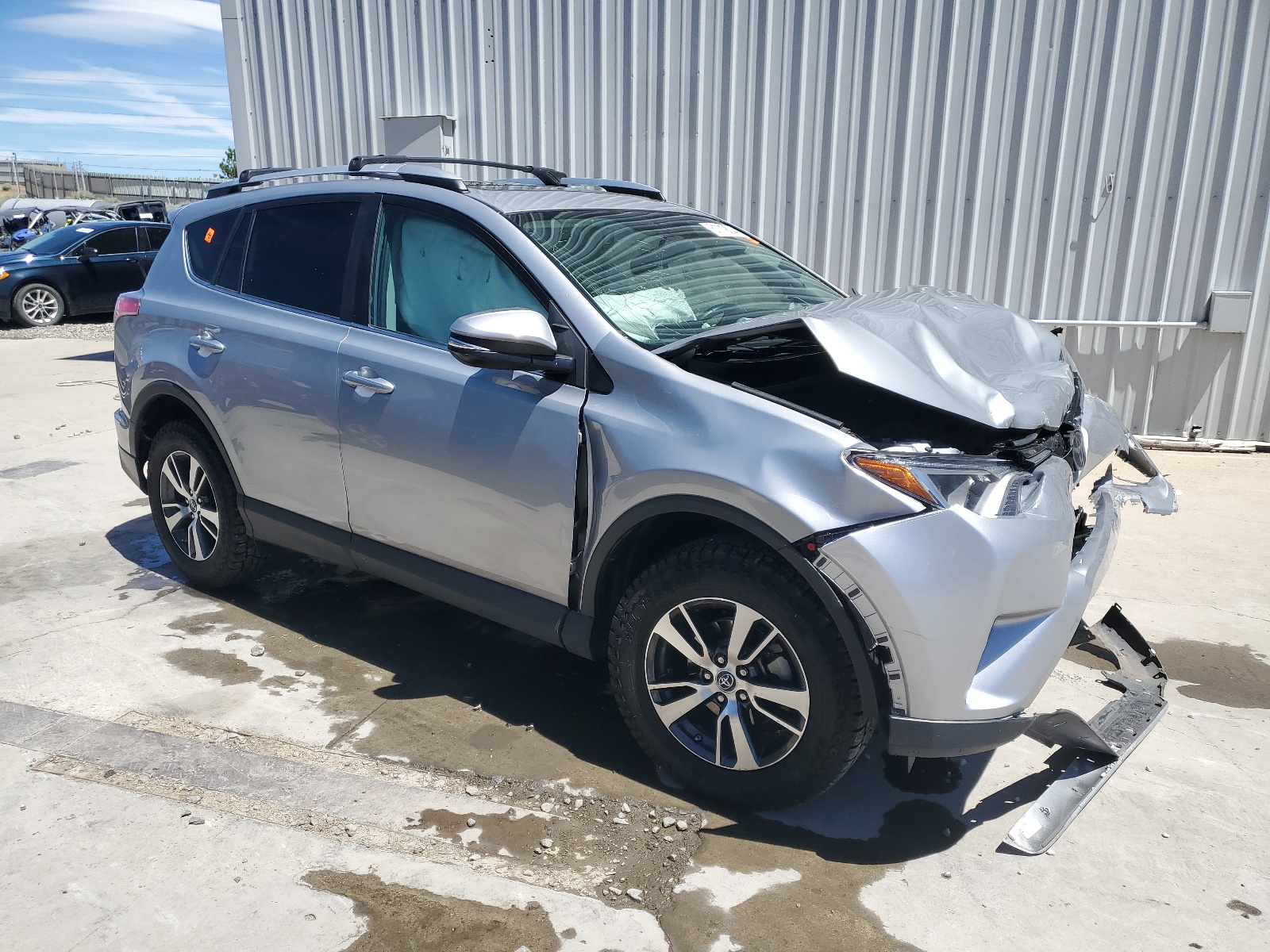 2016 Toyota Rav4 Xle vin: 2T3RFREV2GW468185