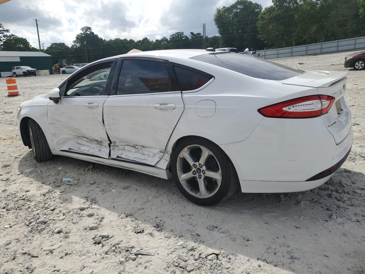 2016 Ford Fusion S VIN: 3FA6P0G74GR374989 Lot: 59622694