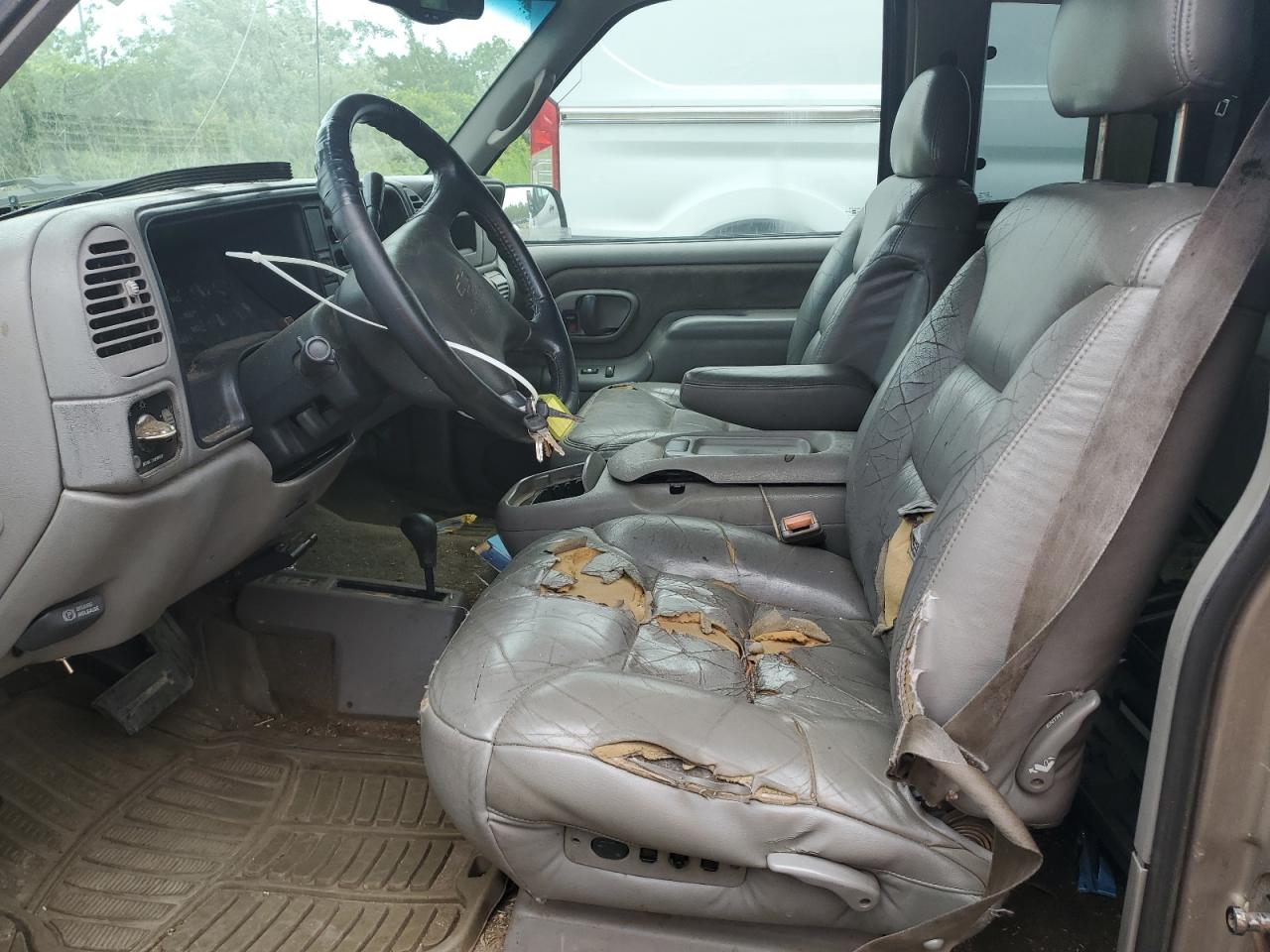 1999 Chevrolet Gmt-400 K3500 VIN: 1GCHK39F8XF089605 Lot: 57210234