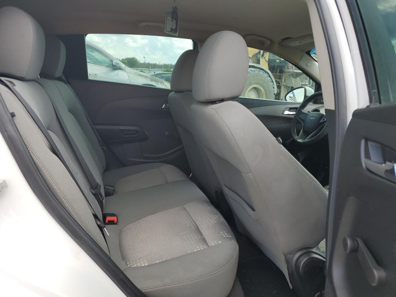 2014 Chevrolet Sonic Ls VIN: 1G1JA6SH8E4137963 Lot: 57073884