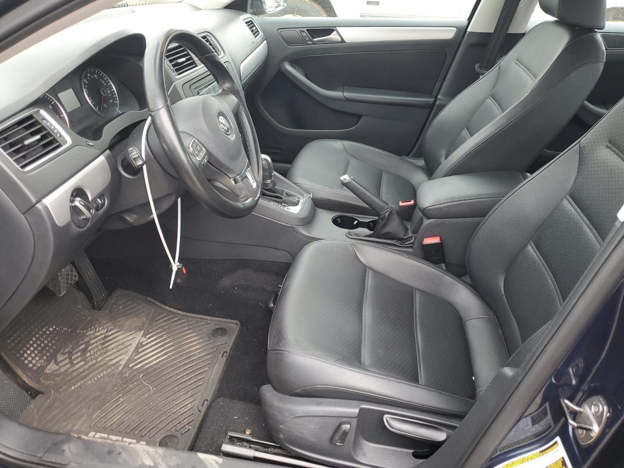 2014 Volkswagen Jetta - Image 7