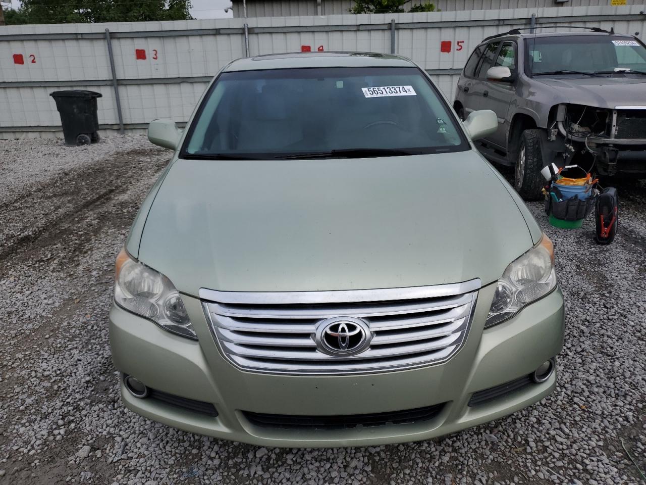 2009 Toyota Avalon - Image 5