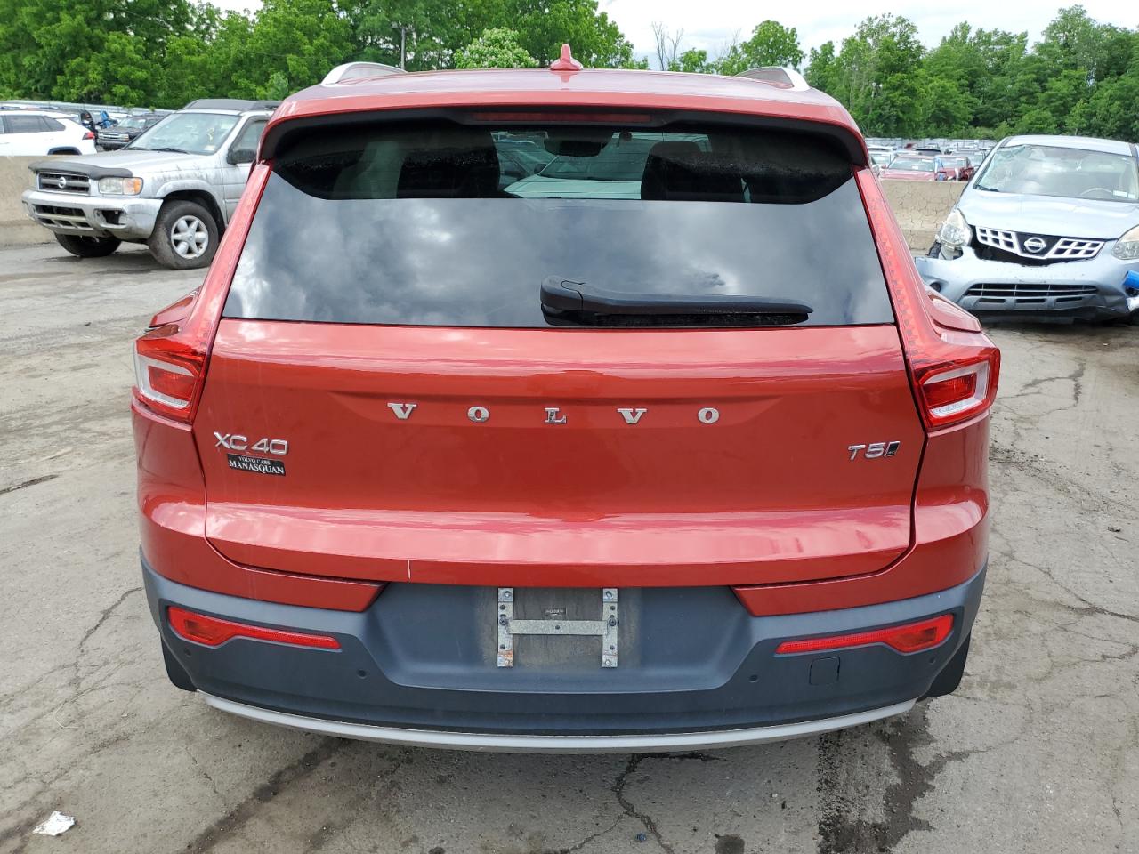 2019 Volvo Xc40 T5 Momentum VIN: YV4162UK2K2056150 Lot: 57727974