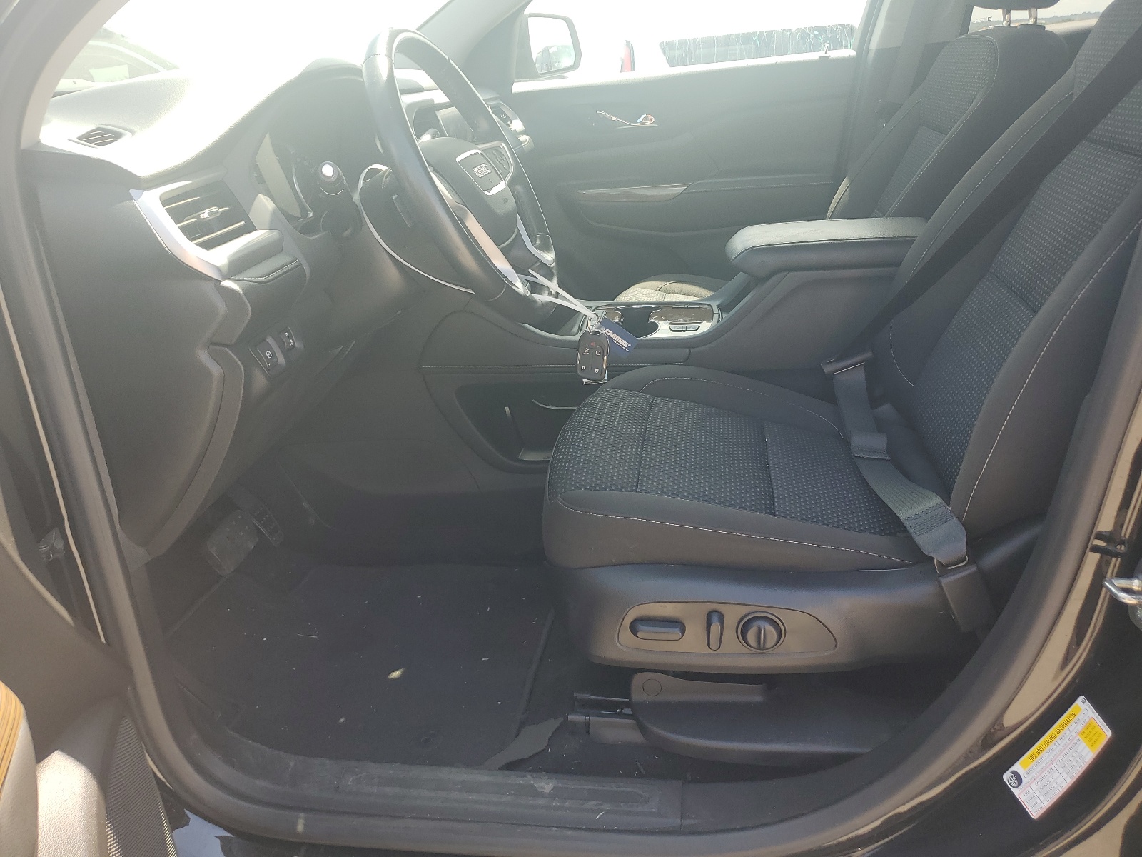 1GKKNKLA1LZ160130 2020 GMC Acadia Sle