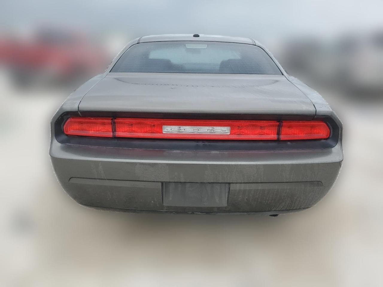 2B3CJ4DV8AH157491 2010 Dodge Challenger Se