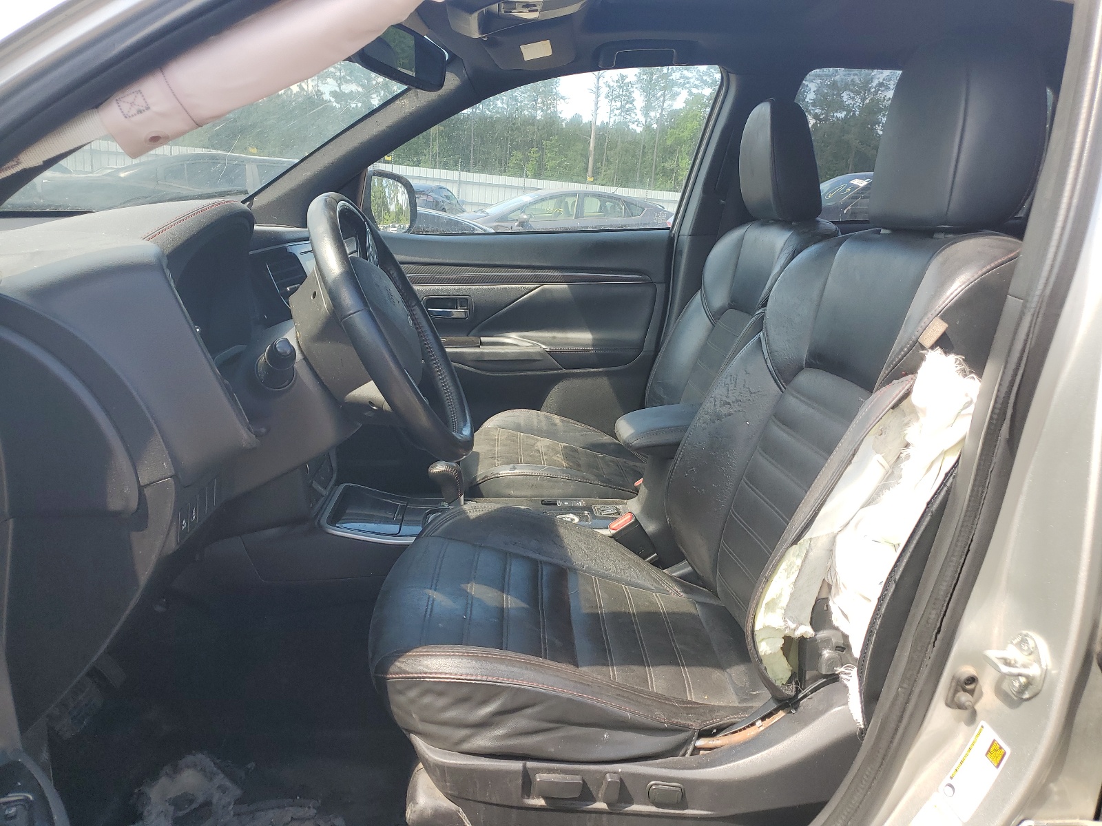 JA4AZ3A37LZ031065 2020 Mitsubishi Outlander Se