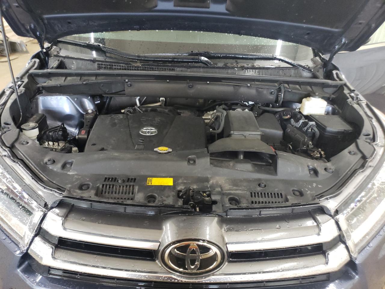 2017 Toyota Highlander Limited VIN: 5TDDZRFH6HS376266 Lot: 59031404