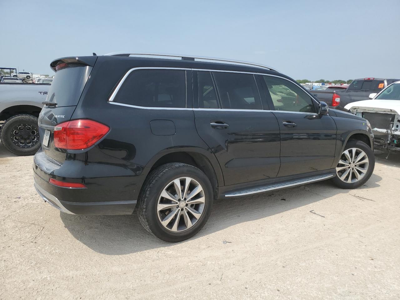 2015 Mercedes-Benz Gl 350 Bluetec VIN: 4JGDF2EE1FA565033 Lot: 56915134