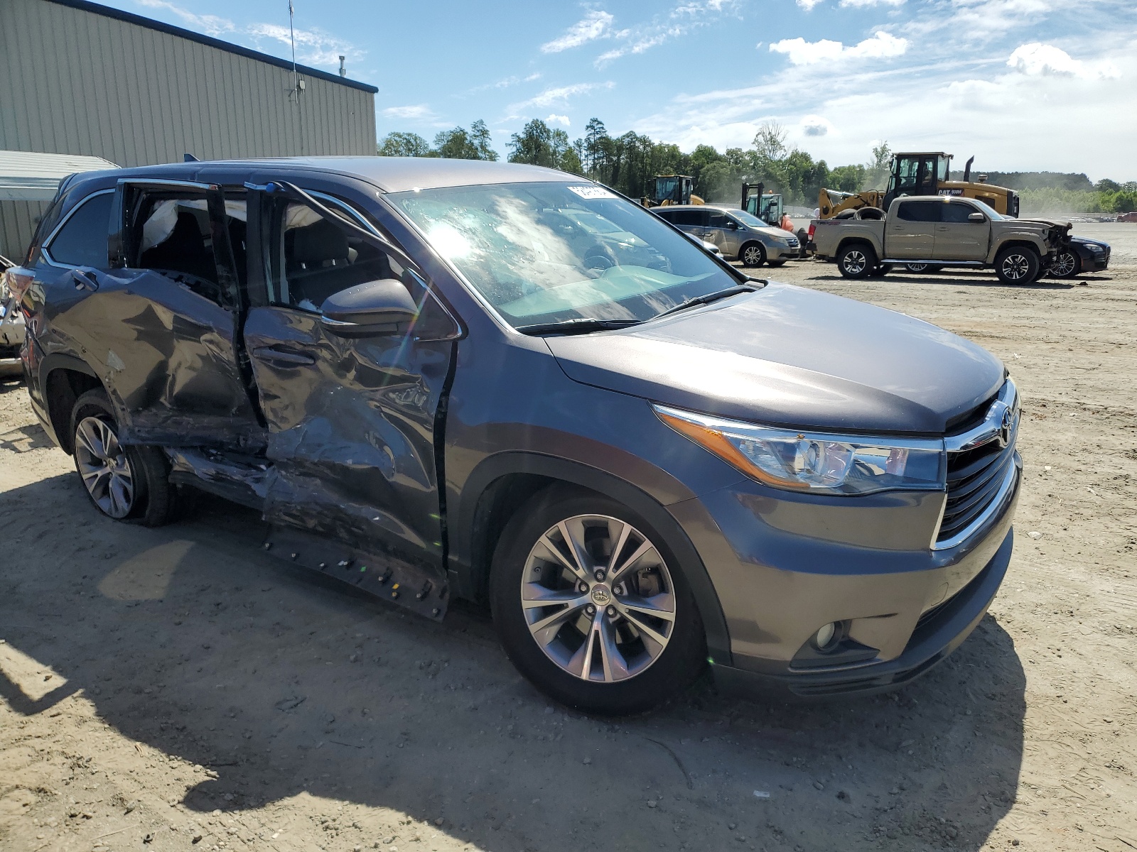 2015 Toyota Highlander Le vin: 5TDZKRFH5FS107294