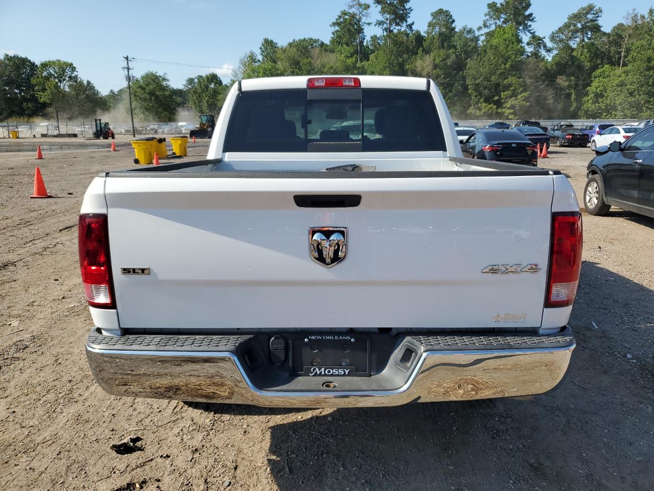 2019 Ram 1500 Classic Slt VIN: 3C6RR7LT9KG617852 Lot: 59970444