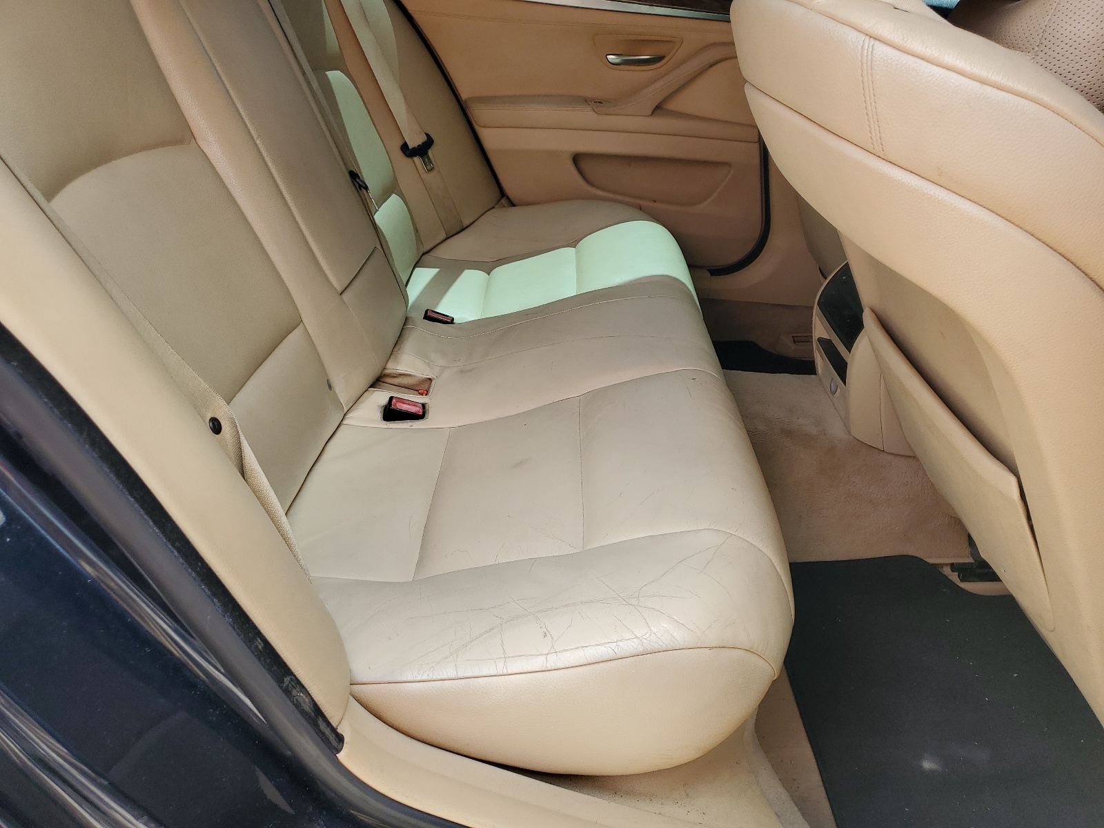 WBAFR1C53BC743618 2011 BMW 528 I