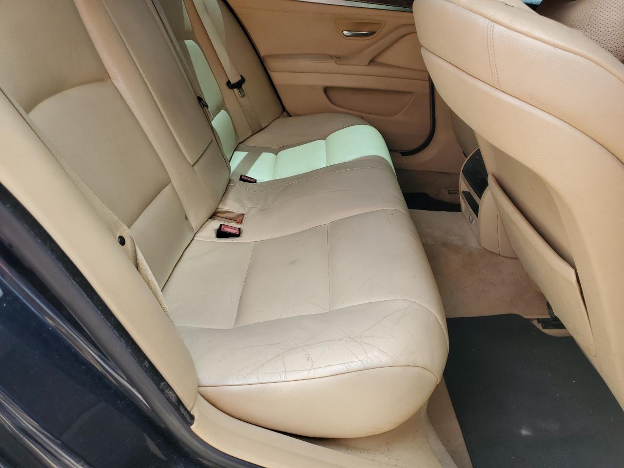 2011 BMW 528 I VIN: WBAFR1C53BC743618 Lot: 60056774