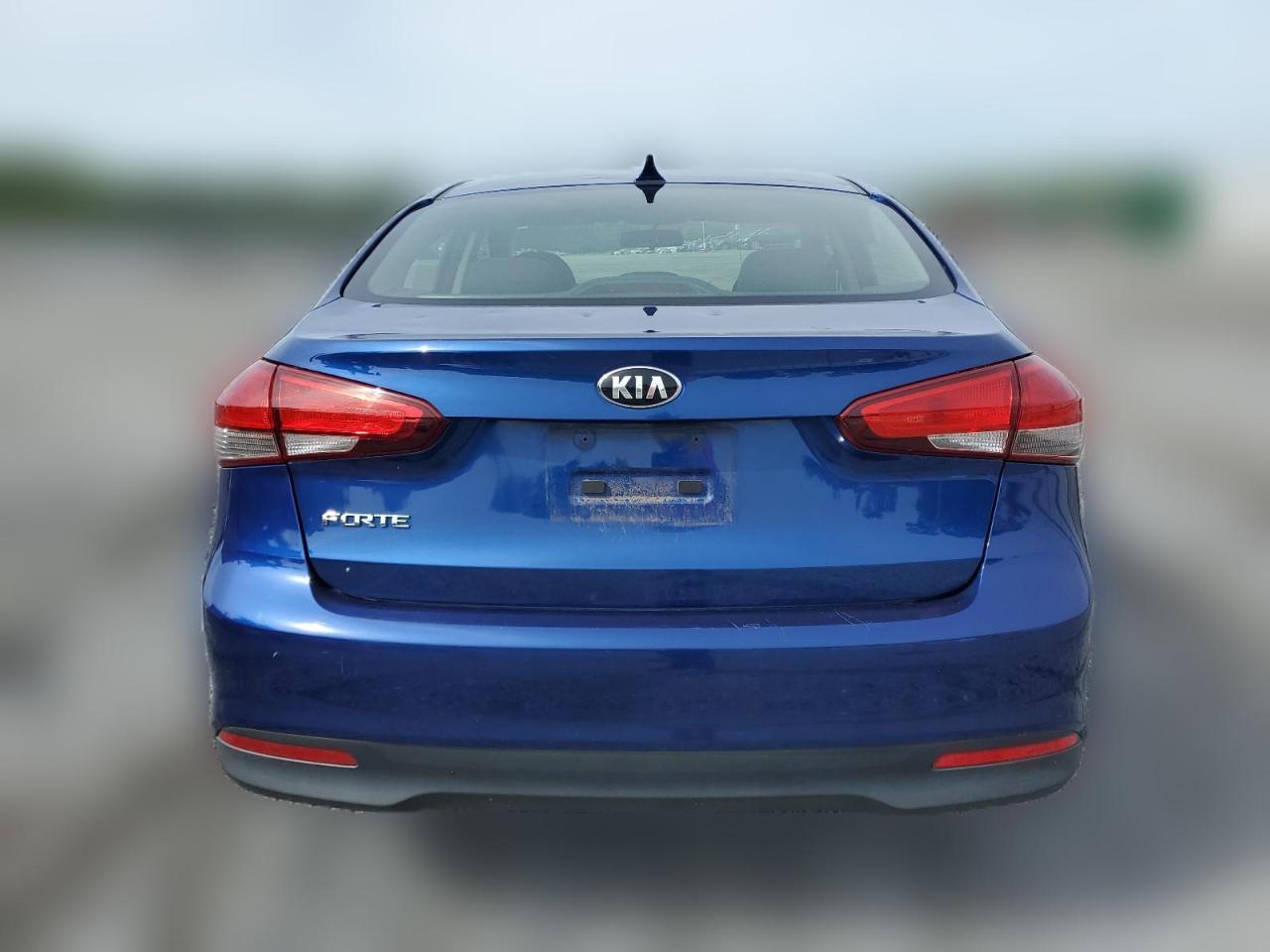 2018 Kia Forte Lx VIN: 3KPFK4A74JE258327 Lot: 53058474