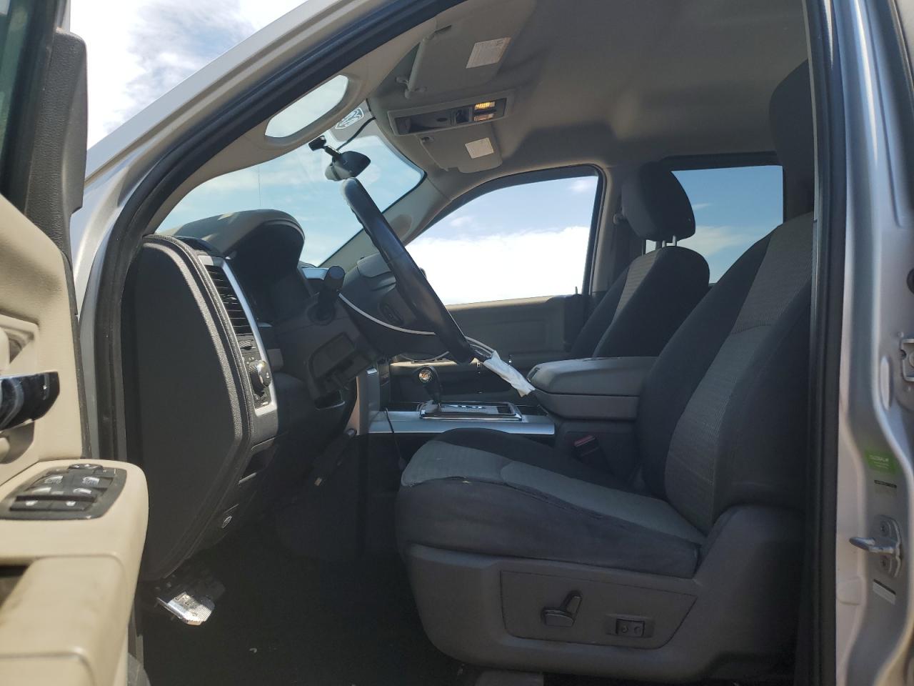 2011 Dodge Ram 1500 VIN: 1D7RV1GT0BS670787 Lot: 58901154