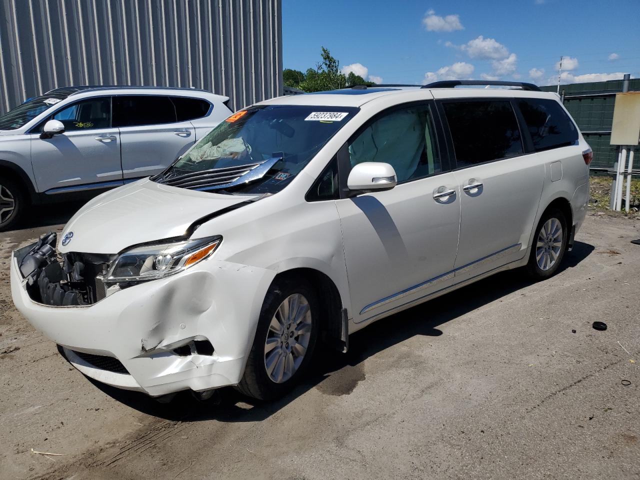 5TDYK3DC6FS632915 2015 TOYOTA SIENNA - Image 1