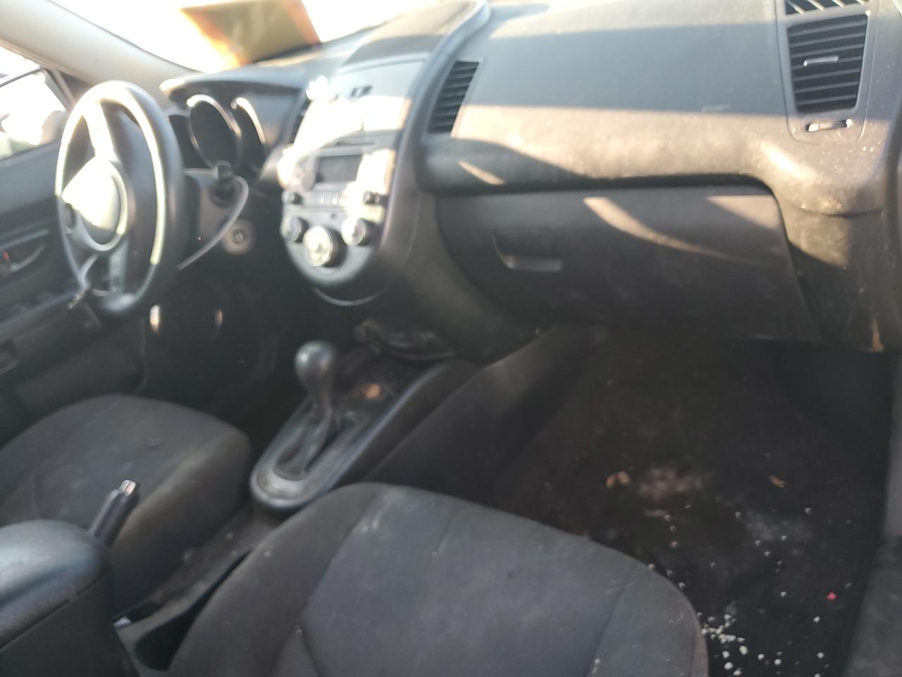 2011 Kia Soul + VIN: KNDJT2A26B7295140 Lot: 59479274