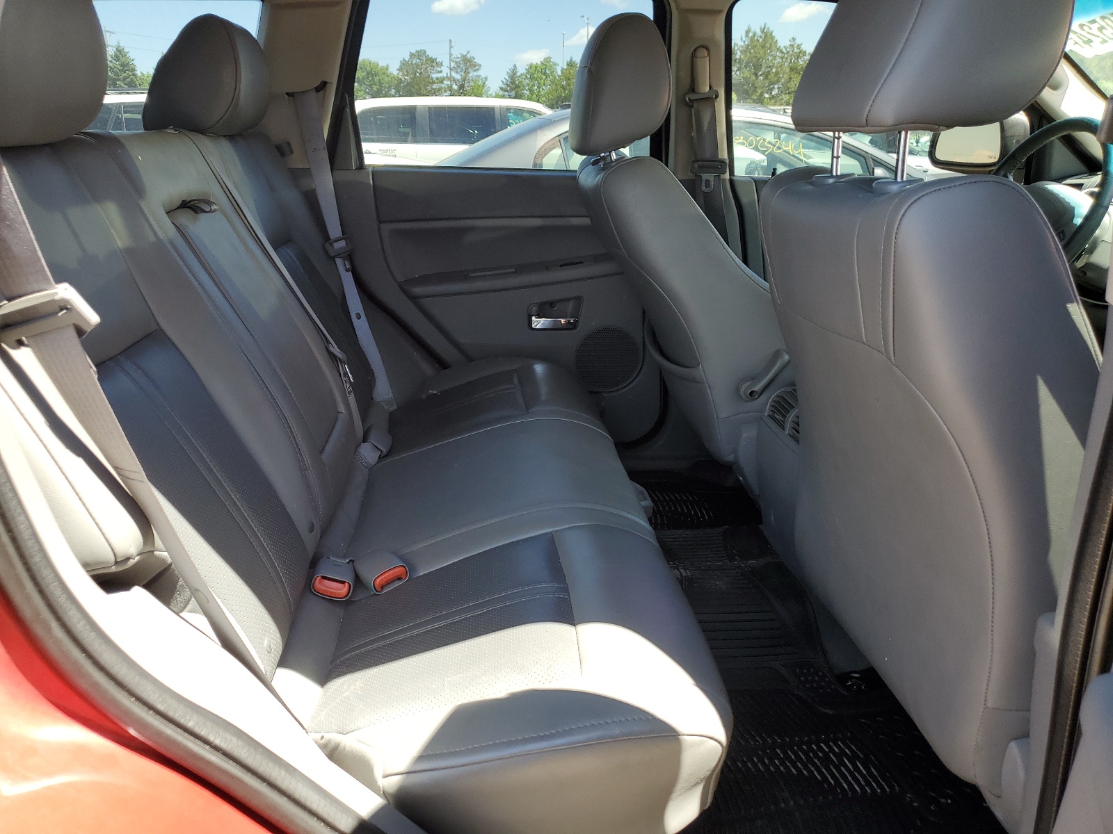 1J4HR58265C636286 2005 Jeep Grand Cherokee Limited