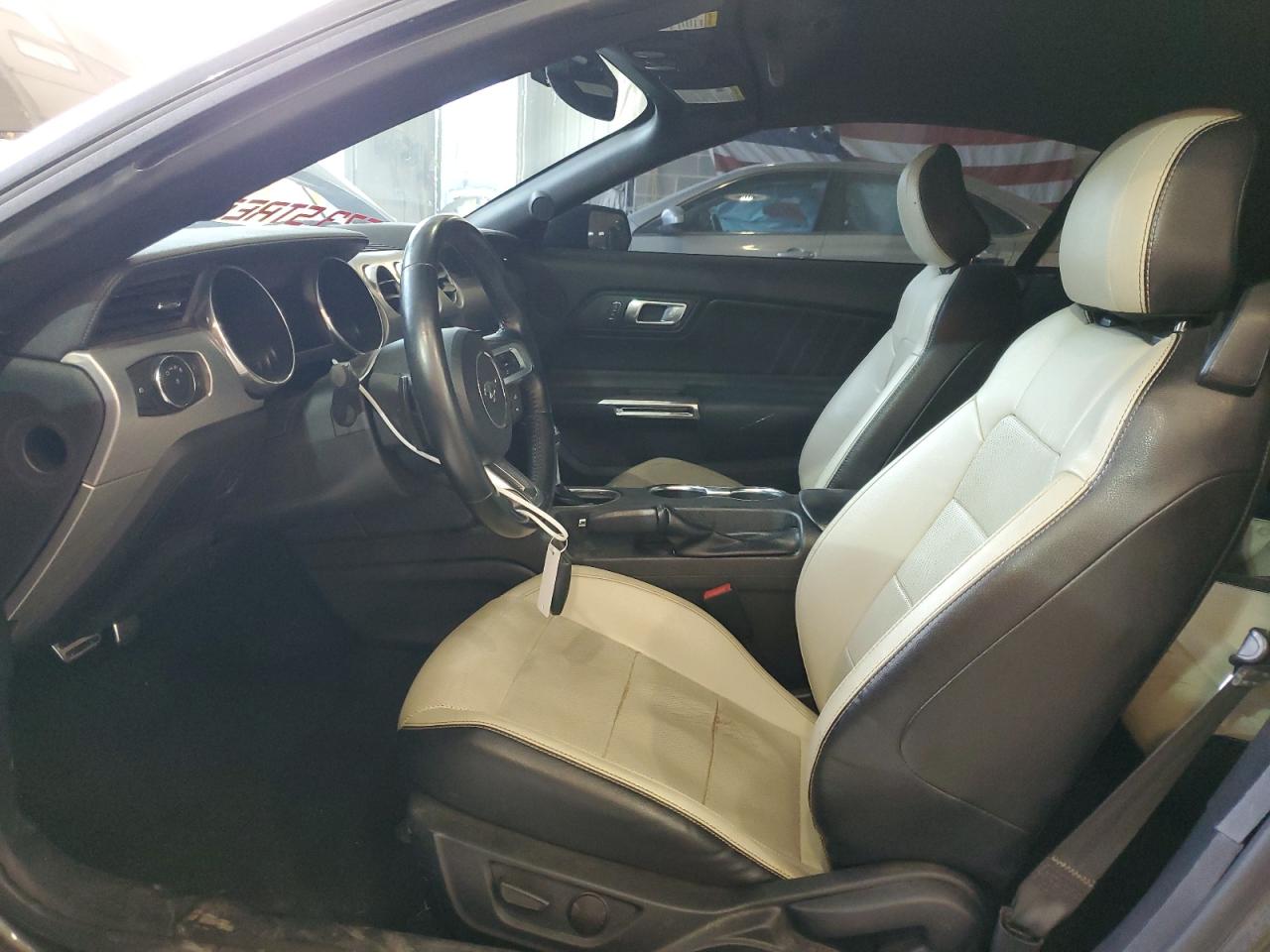 2020 Ford Mustang VIN: 1FATP8UH8L5179795 Lot: 54597875